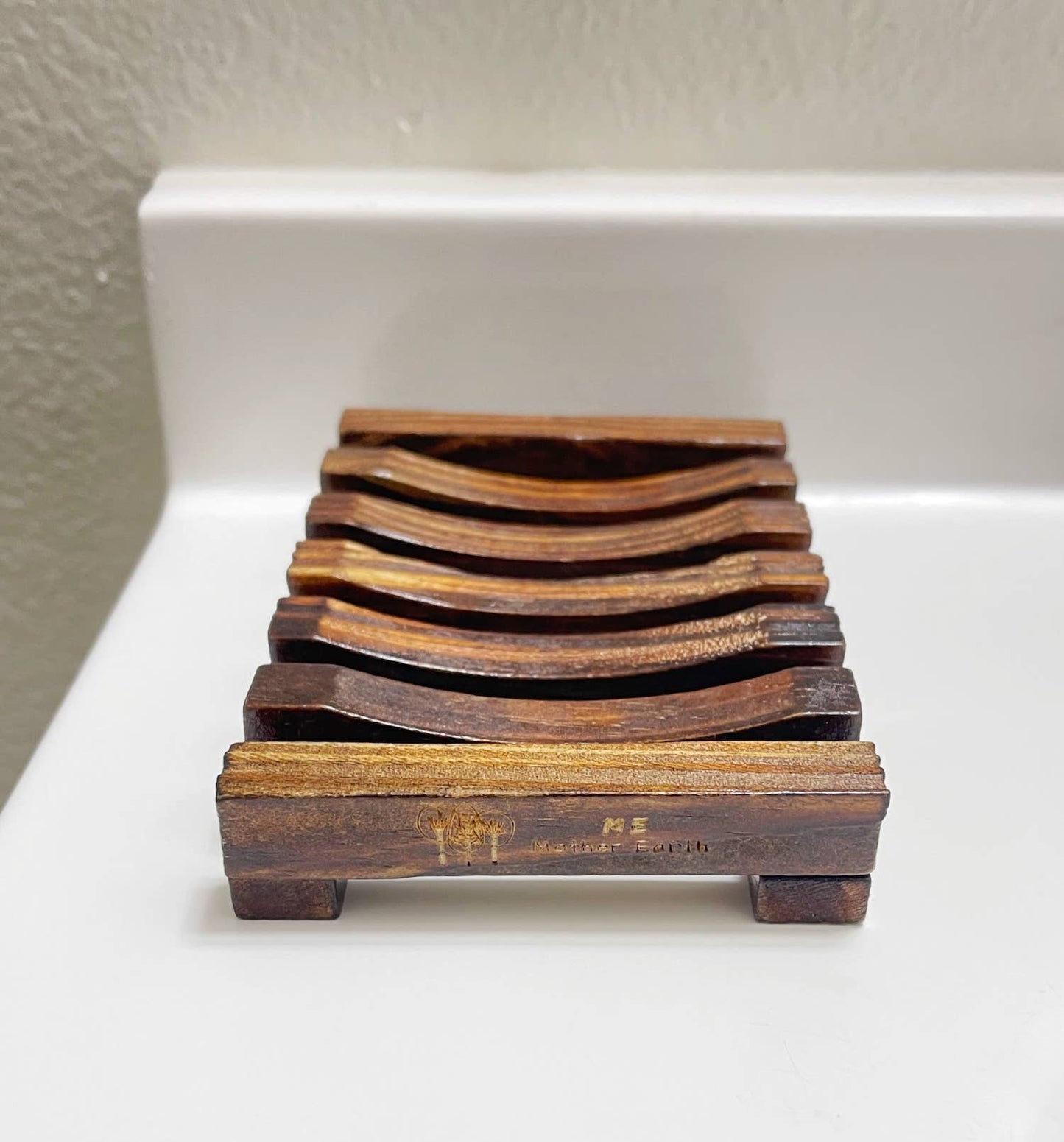 Stained wood soap dish | Eco-Friendly | Zero Waste